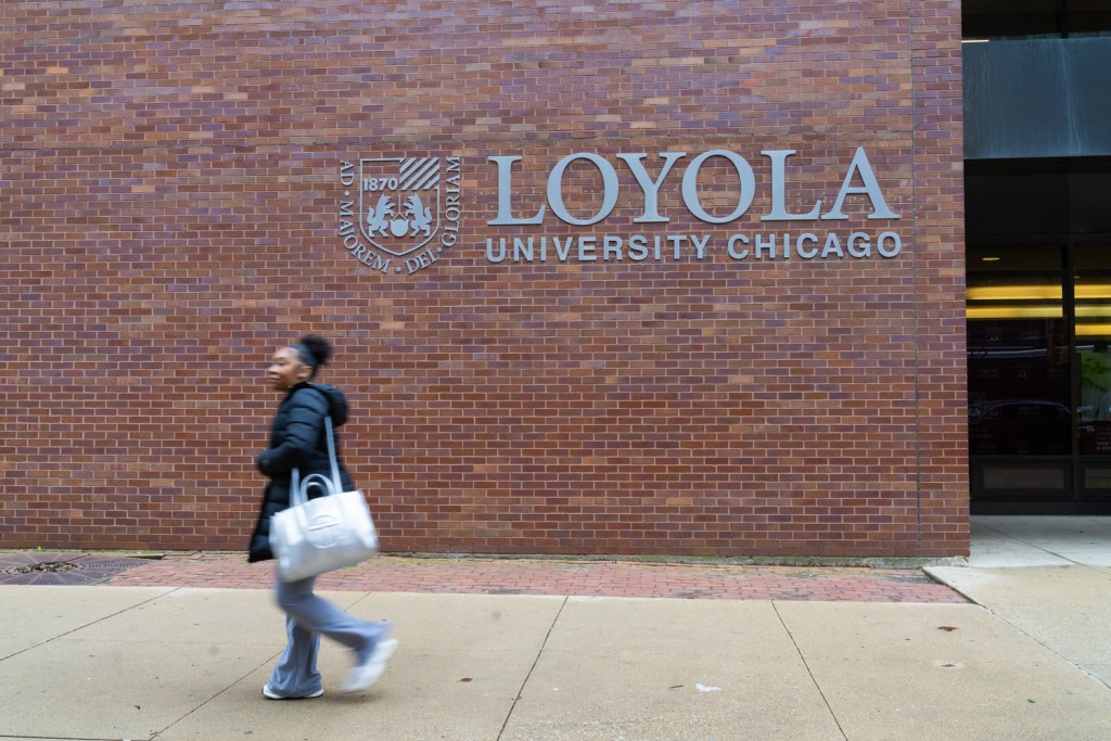 En Loyola y más alla, existe la posibilidad de obtener un título asociado de dos años